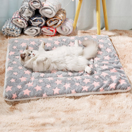 Plush Dog and Cat Bed - myatozmall